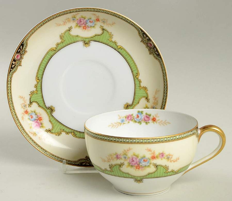 Floreal Oversized Cup & Saucer Set by Noritake-1
