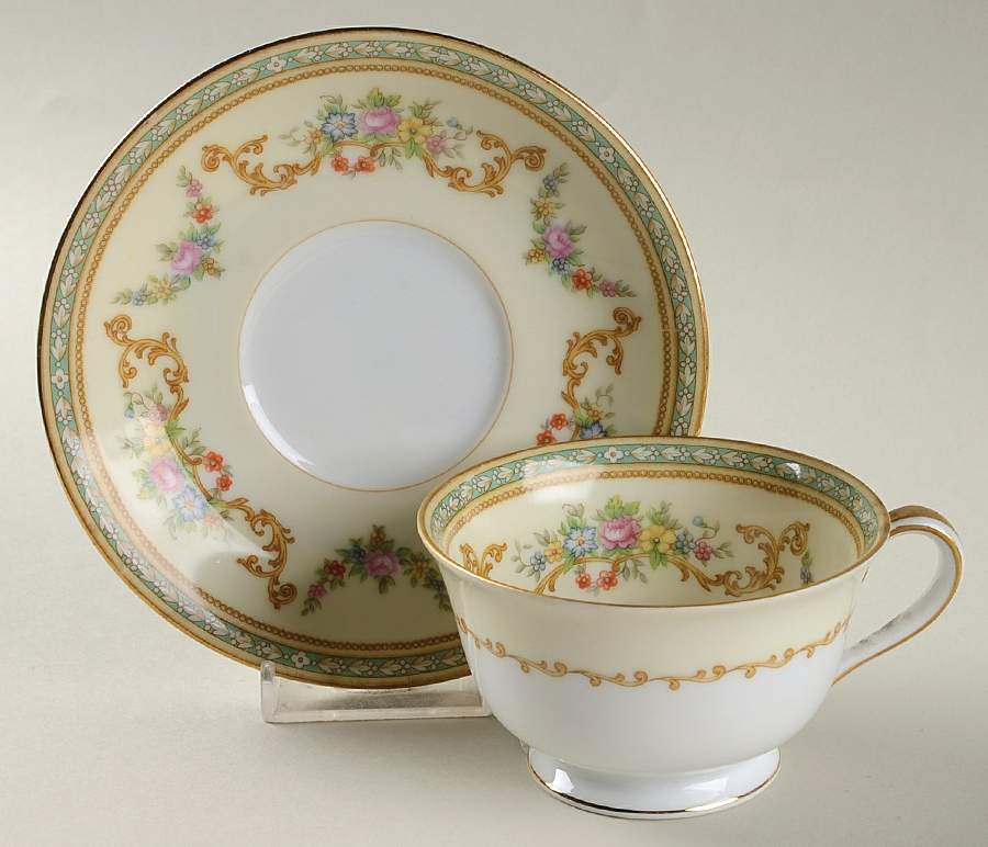 Flomar Footed Cup & Saucer Set by Noritake-1