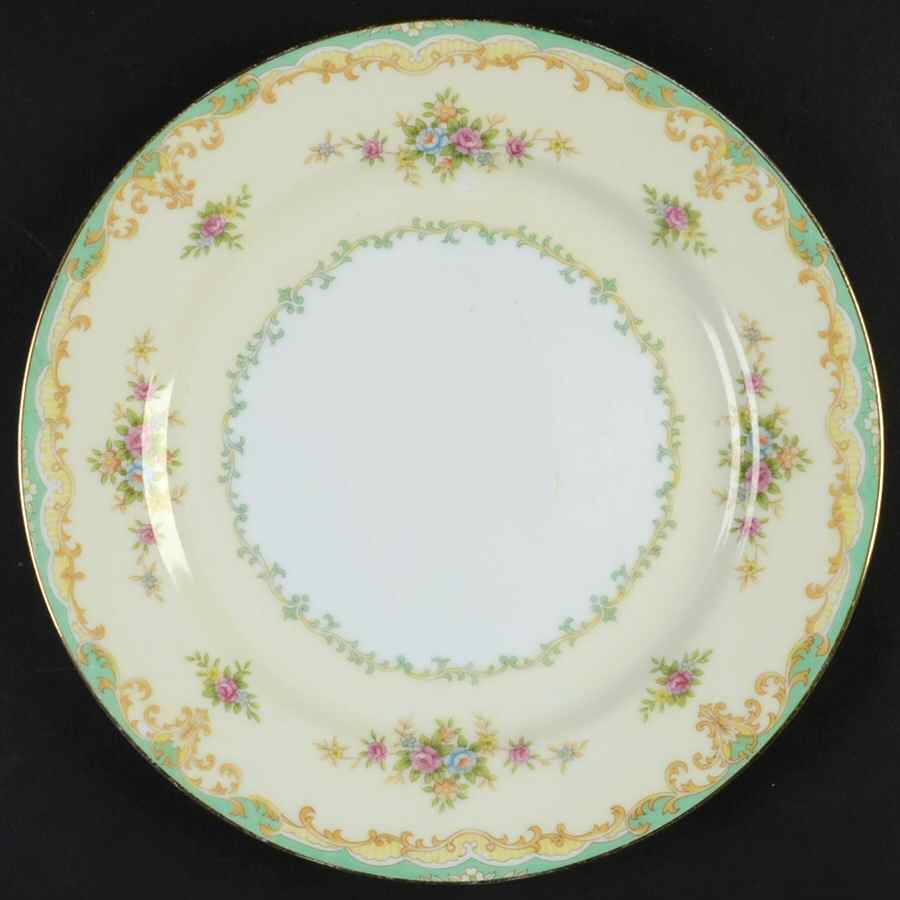 Floralia Luncheon Plate by Noritake-1