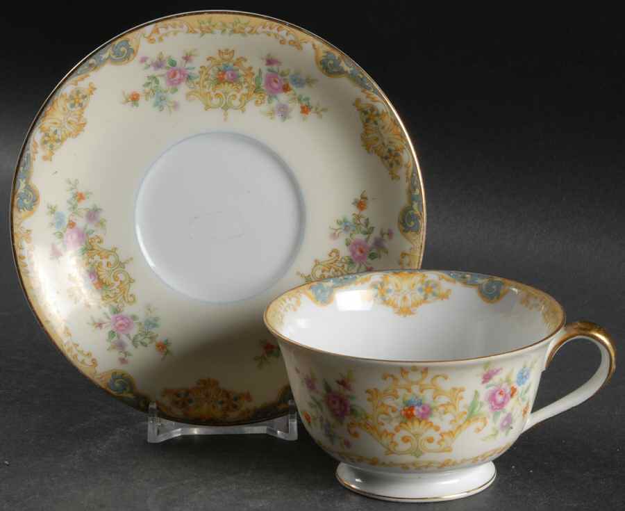 Floramay Footed Cup & Saucer Set by Noritake-1