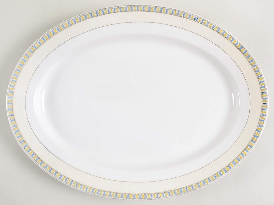 Florencia 11" Oval Serving Platter by Noritake-1