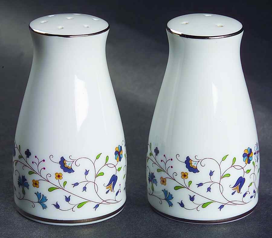 Floris Salt & Pepper Set by Noritake-1