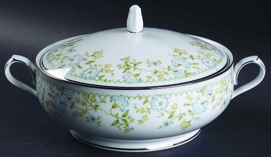 Flourish Round Covered Vegetable by Noritake-1