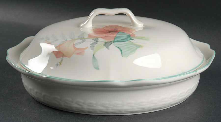Floral Song 1 Qt Round Shallow Covered Casserole/Pie/Quiche by Noritake-1