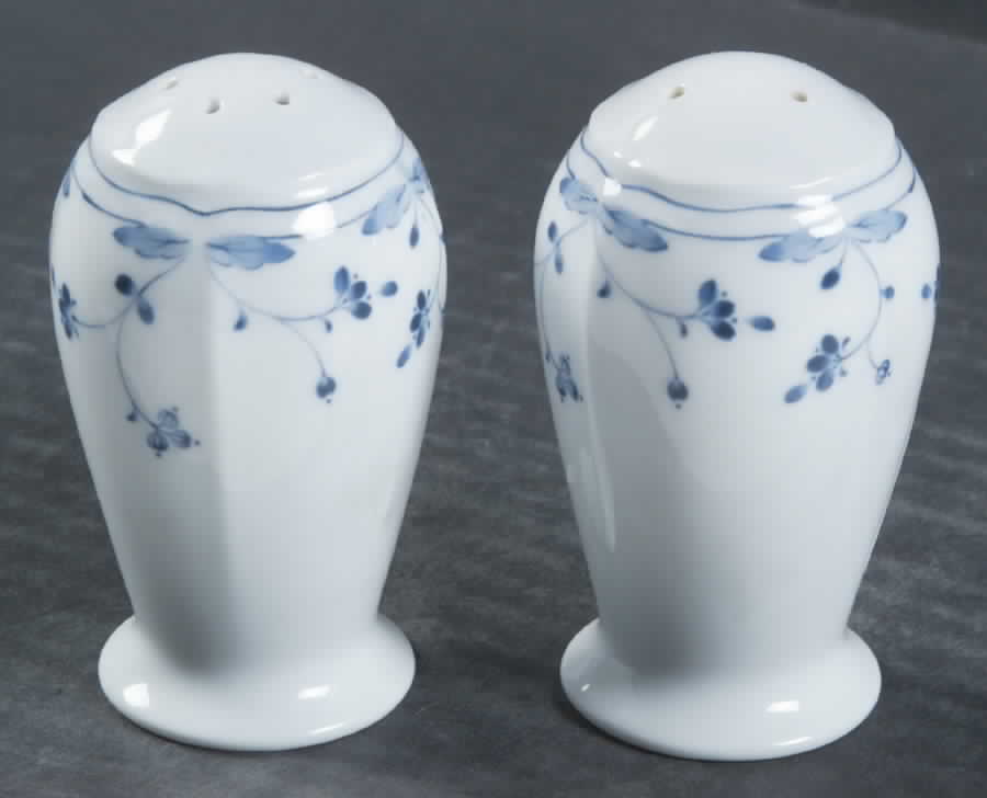 French Charm Salt & Pepper Set by Noritake-1