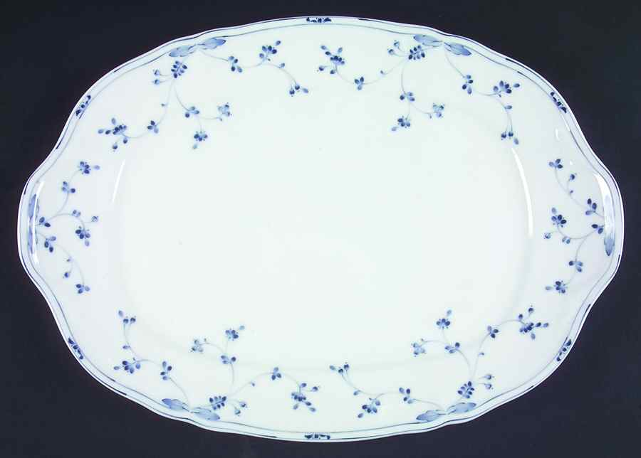 French Charm 14" Oval Serving Platter by Noritake-1