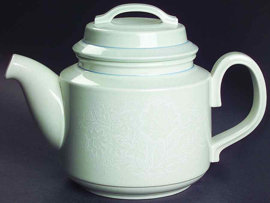 Frost Flower Tea/Coffee Pot & Lid by Noritake-1