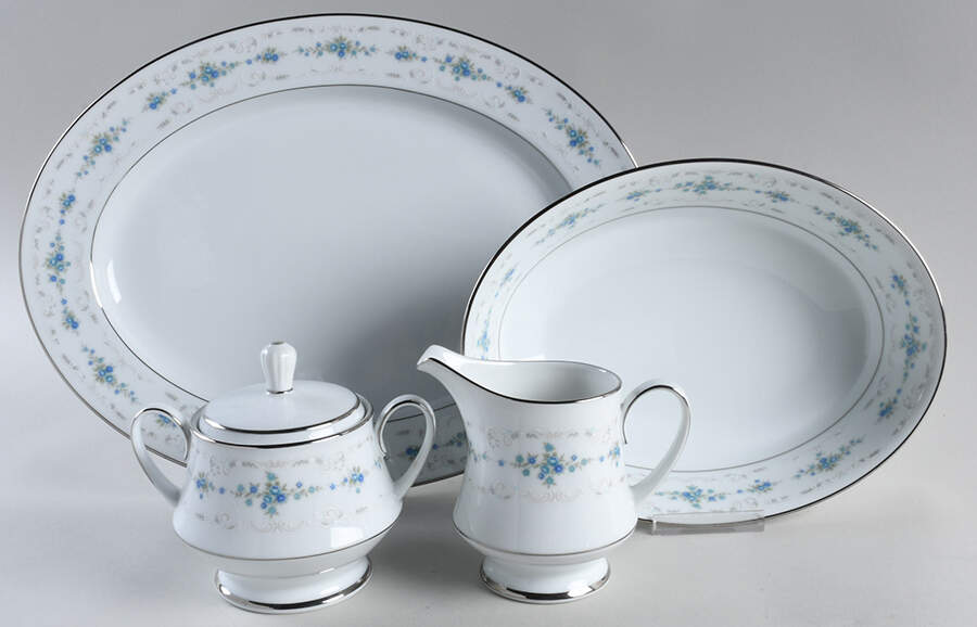 Frolic 5 Piece Hostess Set by Noritake-1