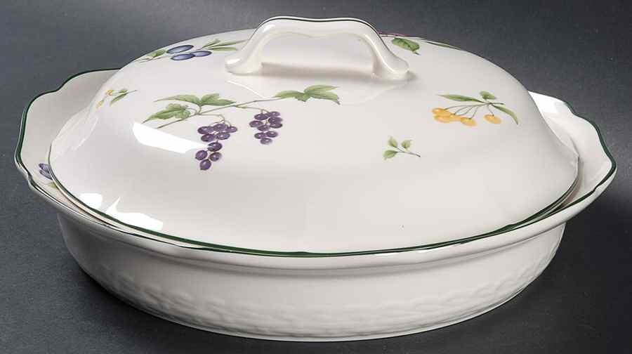 Fruit Parfait 1 Qt Round Shallow Covered Casserole/Pie/Quiche by Noritake-1