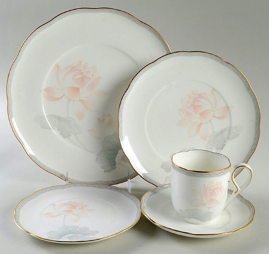 Garden Empress 5 Piece Place Setting by Noritake-1