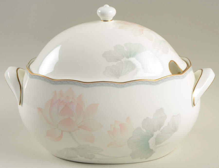 Garden Empress Oval Tureen & Lid by Noritake-1