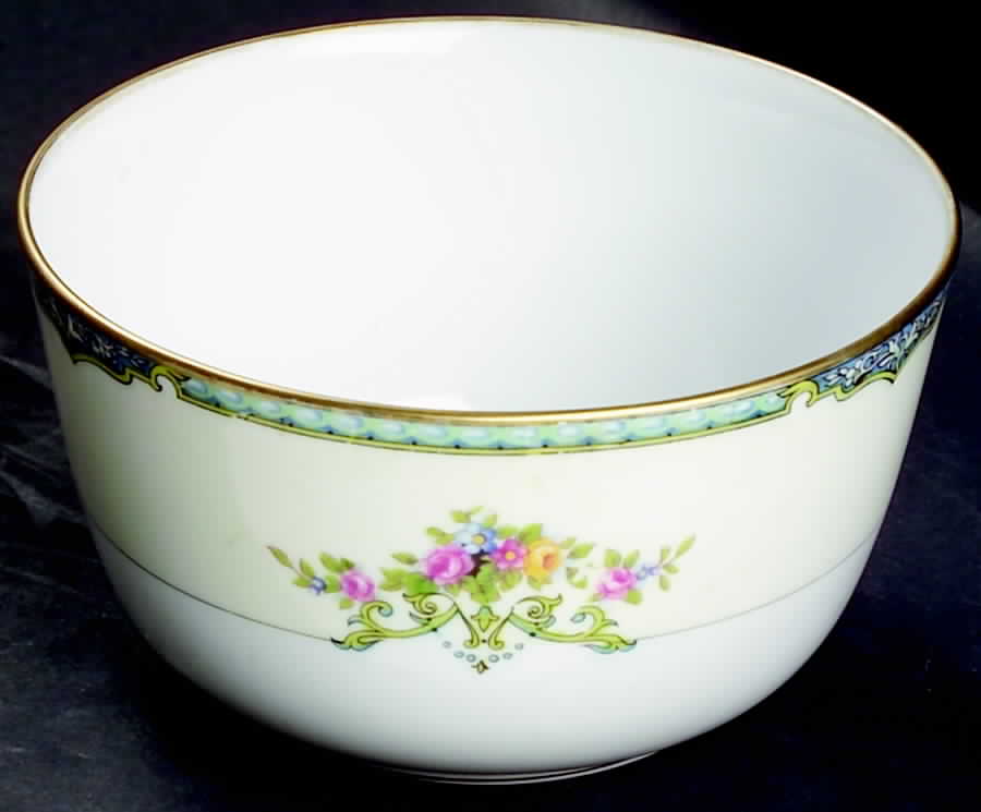 Gainsboro Cranberry Bowl by Noritake-1