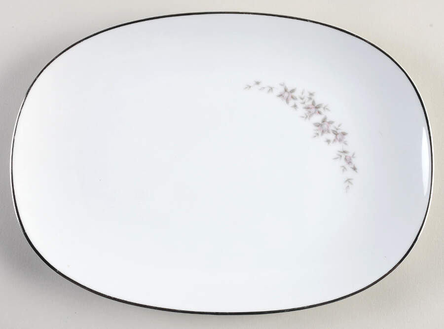 Gail 11" Oval Serving Platter by Noritake-1