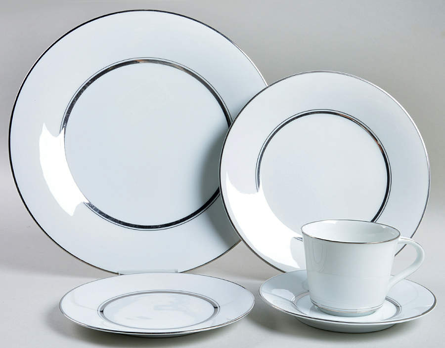 Galaxy 5 Piece Place Setting by Noritake-1