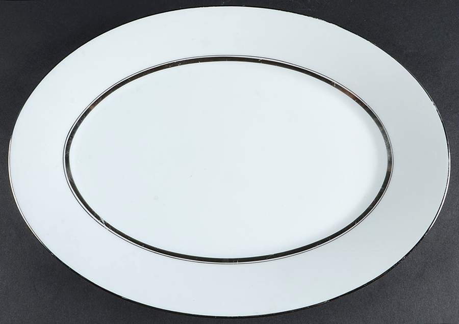 Galaxy 14" Oval Serving Platter by Noritake-1