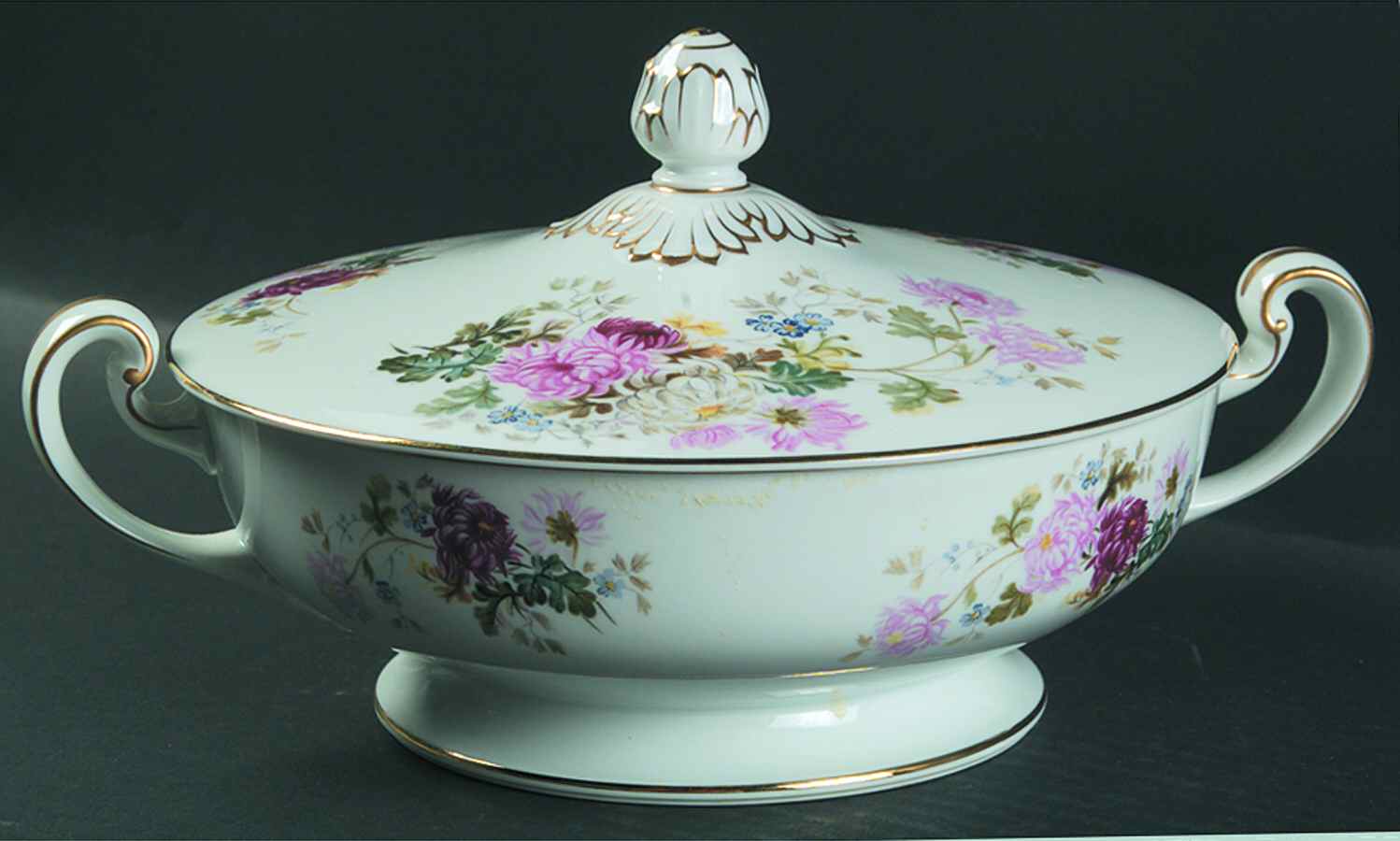 Gardena Round Covered Vegetable by Noritake-1