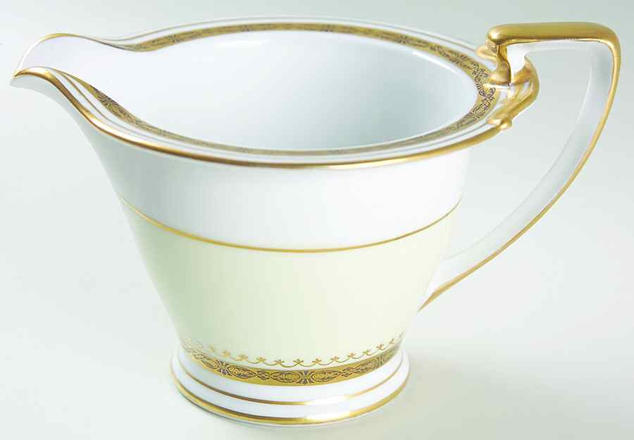 Garfield (Smooth) Creamer by Noritake-1