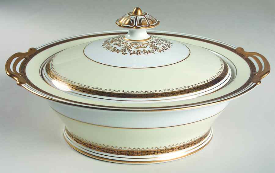 Garfield (Smooth) Round Covered Vegetable by Noritake-1