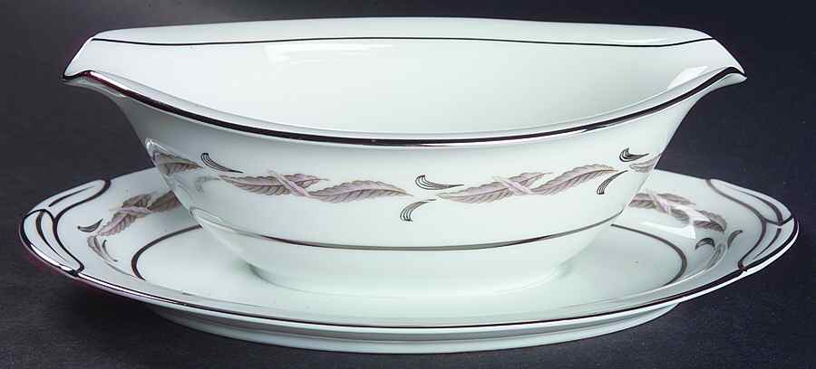 Gaylord Gravy Boat with Attached Underplate by Noritake-1