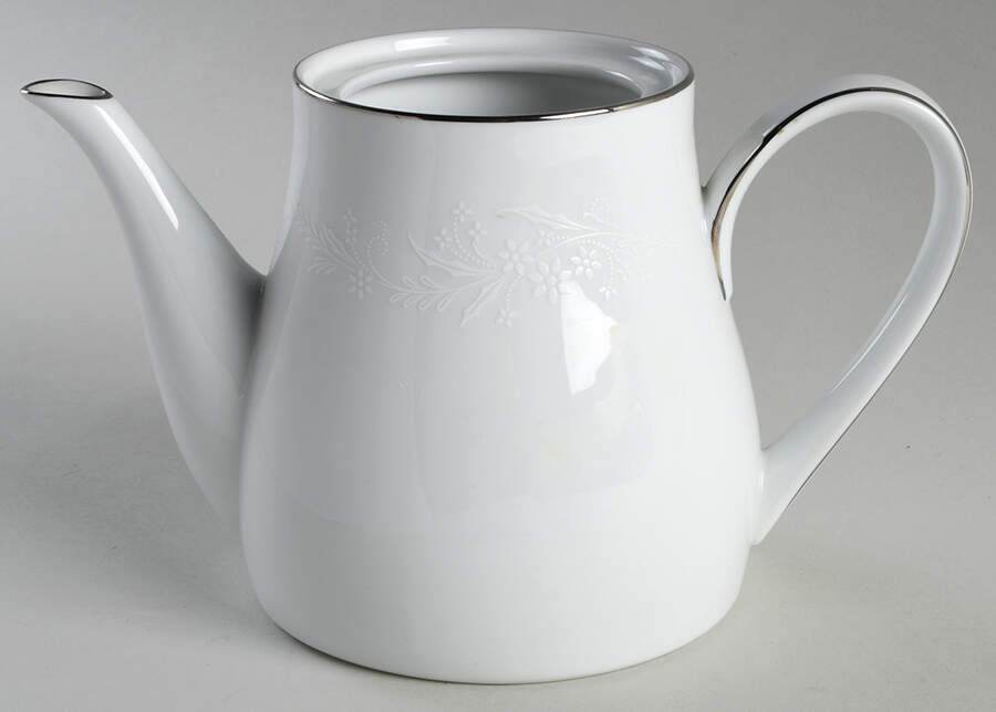 Georgian Teapot No Lid by Noritake-1