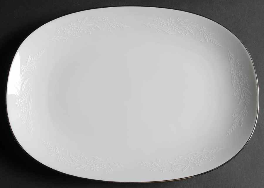Georgian 11" Oval Serving Platter by Noritake-1