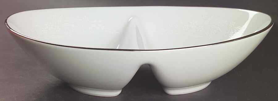 Georgian 10" Oval Divided Vegetable Bowl by Noritake-1