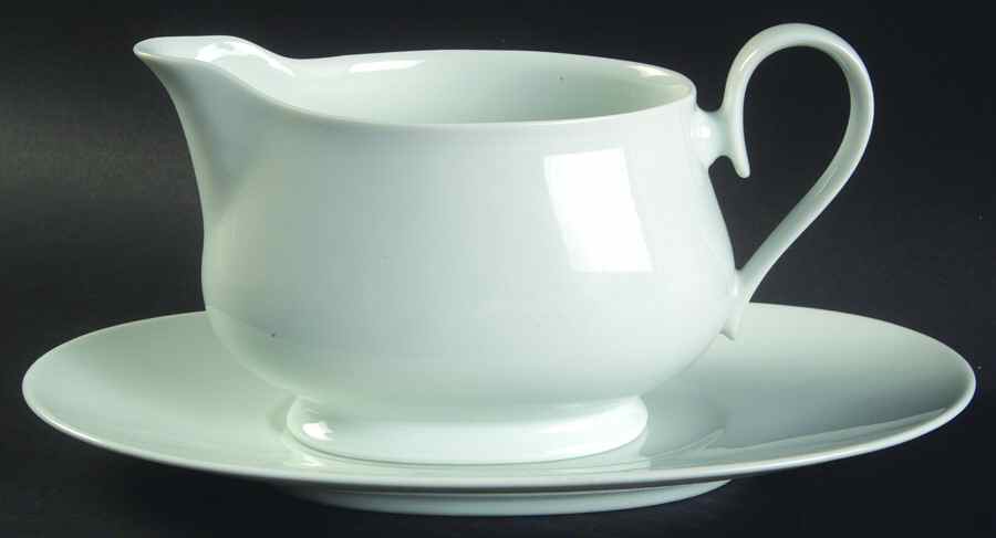 Glenbawn Gravy Boat & Underplate (Relish/Butter) by Noritake-1