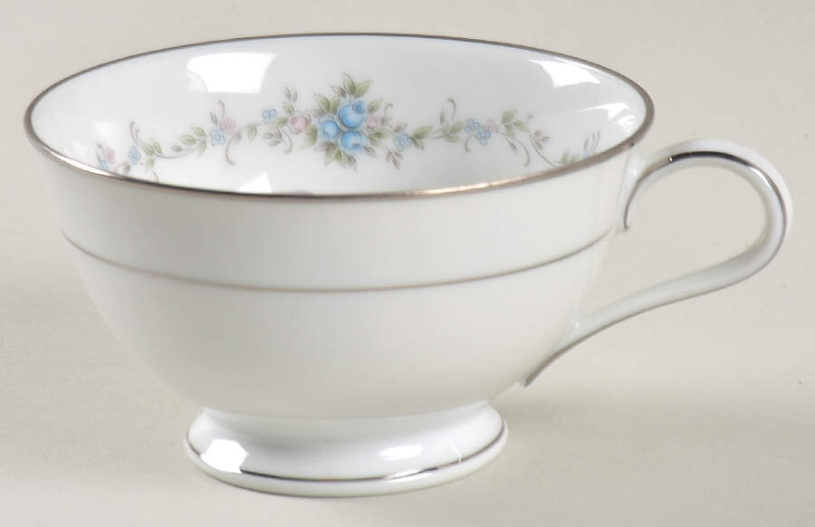 Glencoe Footed Cup by Noritake-1