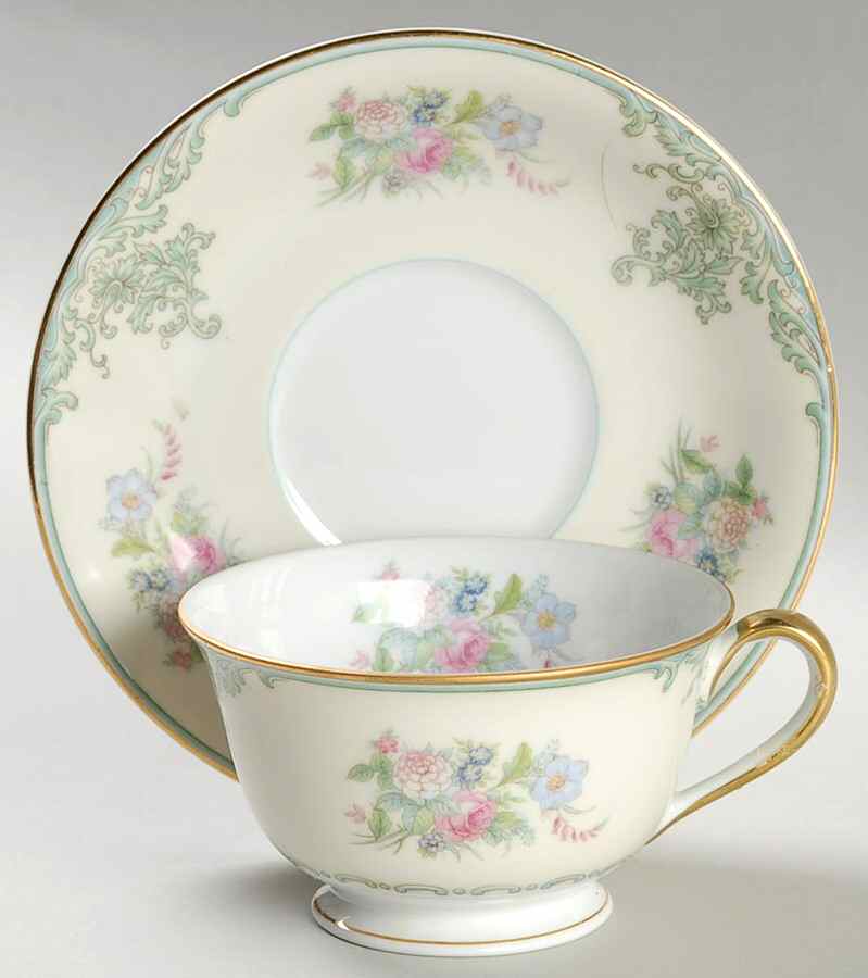 Glendon Footed Cup & Saucer Set by Noritake-1