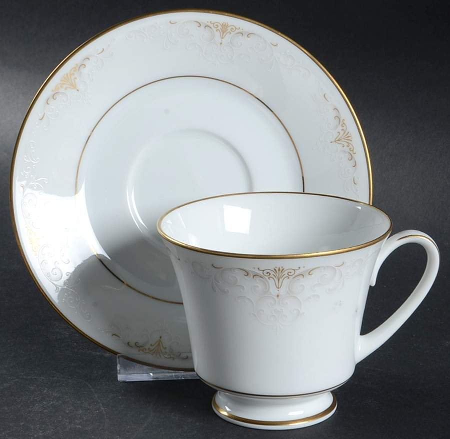 Glendola Footed Cup & Saucer Set by Noritake-1