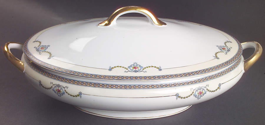 Gleneden Oval Covered Vegetable by Noritake-1