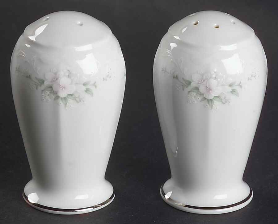 Glengarry Salt & Pepper Set by Noritake-1