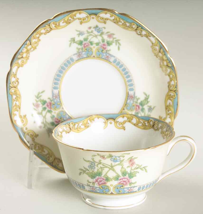 Glenlea Footed Cup & Saucer Set by Noritake-1
