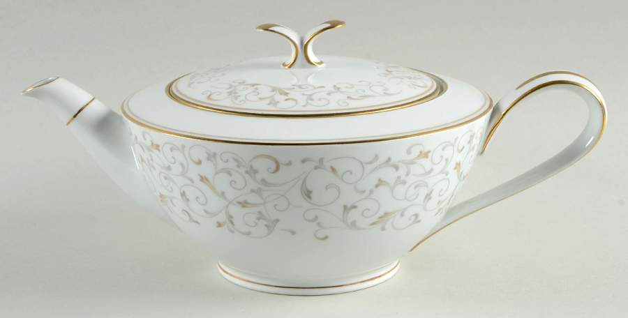 Glennis Teapot & Lid by Noritake-1