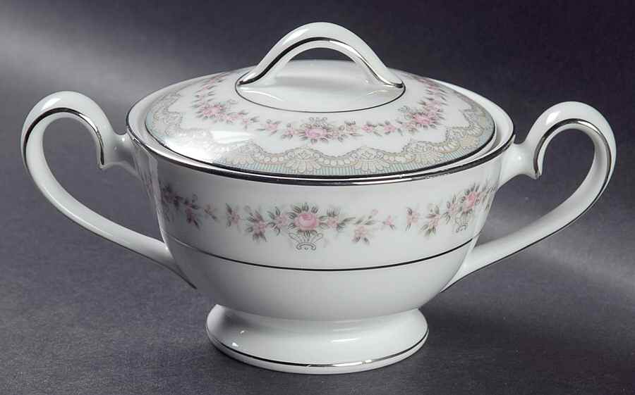 Glenwood (5770) Mini Sugar Bowl & Lid by Noritake-1