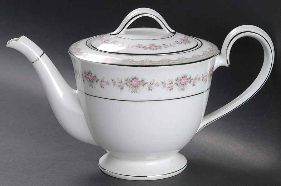 Glenwood (5770) Teapot & Lid by Noritake-1