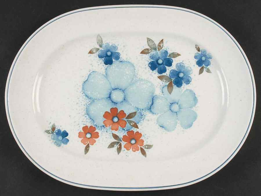 Glimmer 13" Oval Serving Platter by Noritake-1