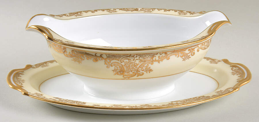 Glovern Gravy Boat with Attached Underplate by Noritake-1