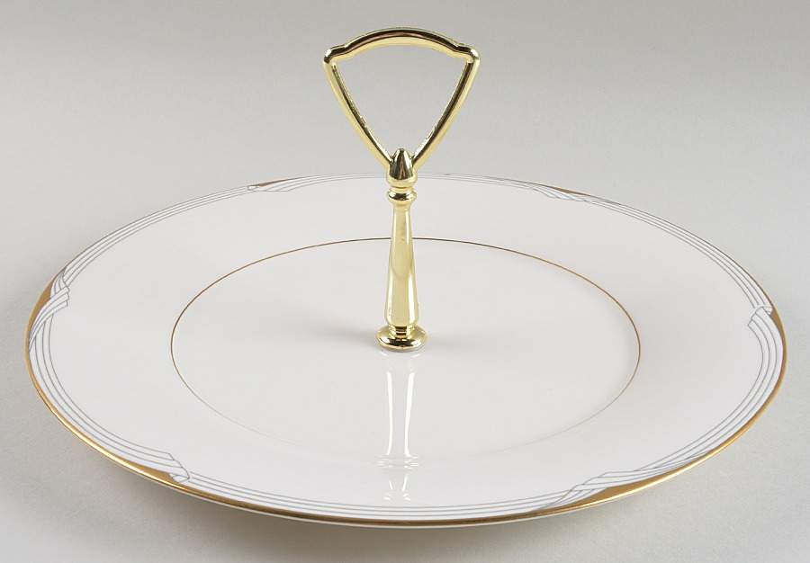 Golden Cove Round Serving Plate with Handle (DP) by Noritake-1