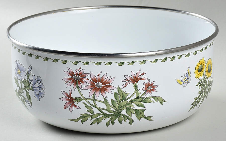 Gourmet Garden 8 1/2" Metal Bowl by Noritake-1