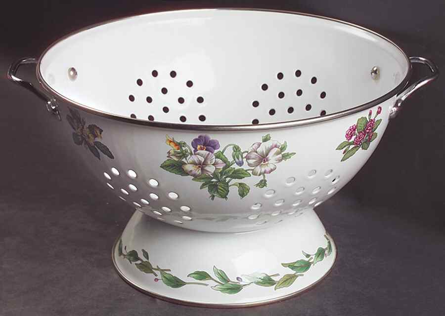Gourmet Garden Metal Colander by Noritake-1