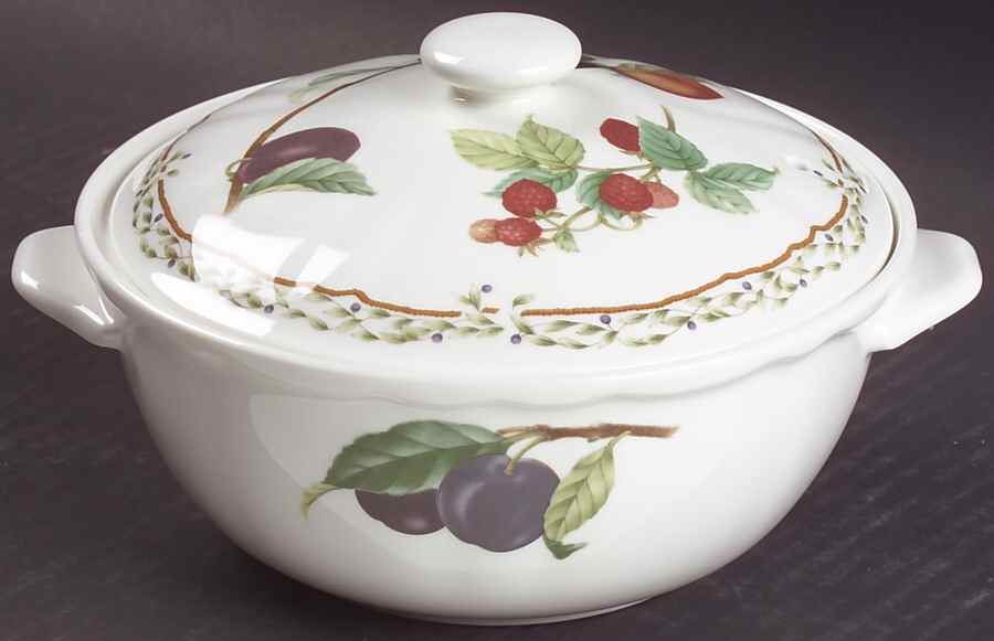 Gourmet Harvest 1.5 Qt Round Covered Casserole by Noritake-1