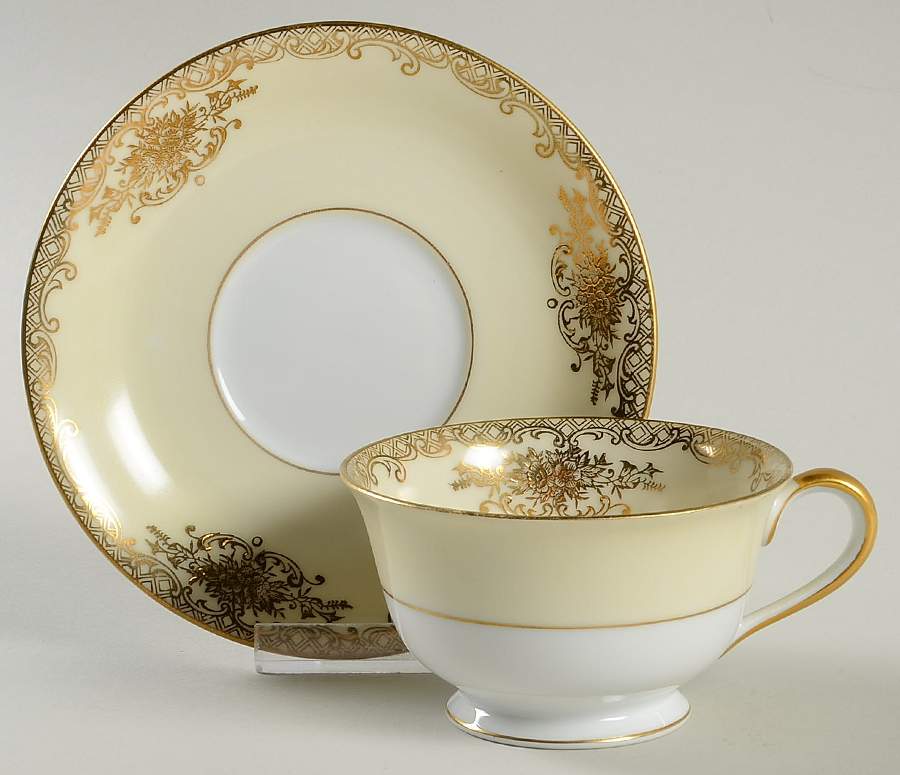 Goldalia Footed Cup & Saucer Set by Noritake-1