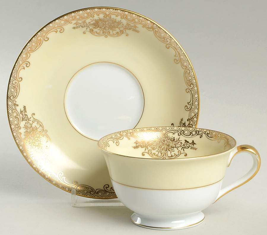 Goldalia Footed Cup & Saucer Set by Noritake-1