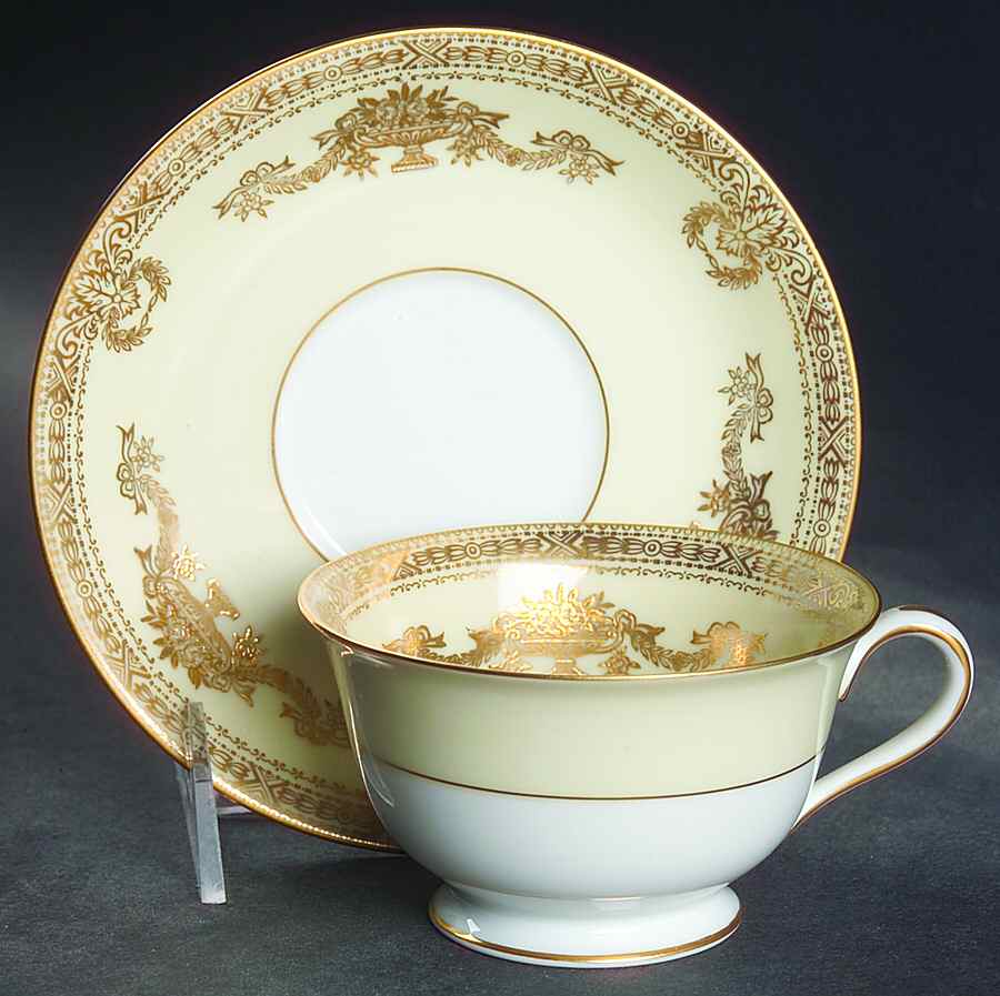 Goldana Footed Cup & Saucer Set by Noritake-1