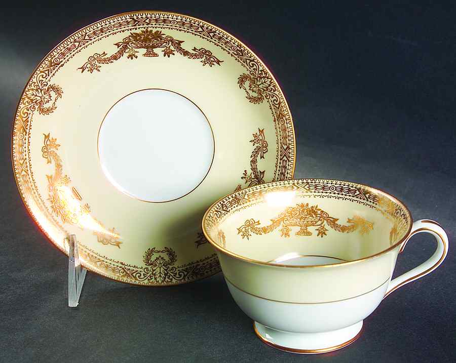Goldana Footed Cup & Saucer Set by Noritake-1