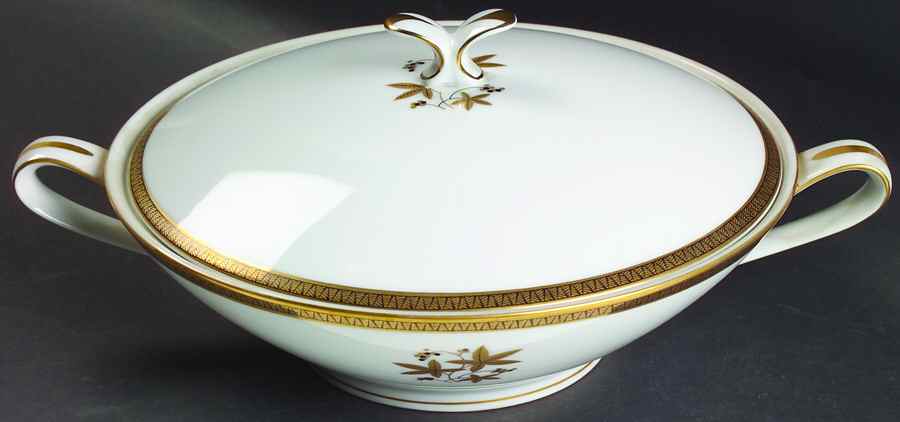 Goldcoast Round Covered Vegetable by Noritake-1