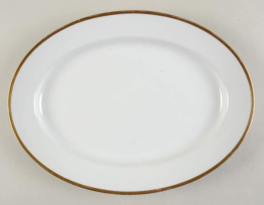 The Goldena 14" Oval Serving Platter by Noritake-1