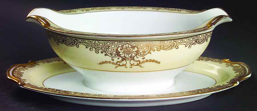 Goldenglo Gravy Boat with Attached Underplate by Noritake-1