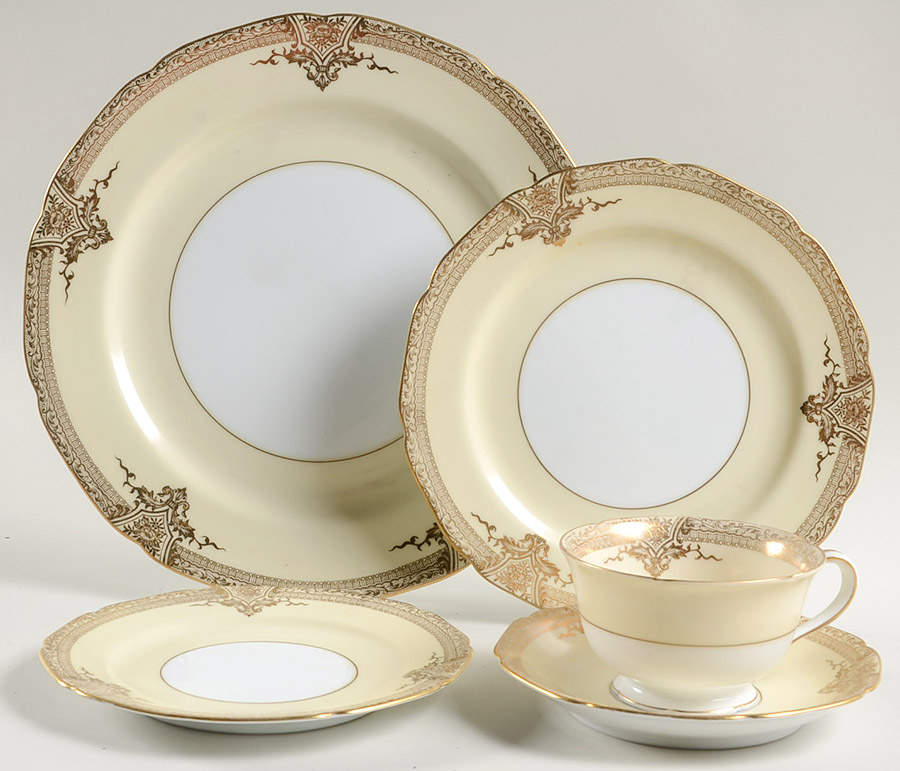 Goldette 5 Piece Place Setting by Noritake-1